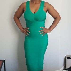 Bebe midi emerald green dress